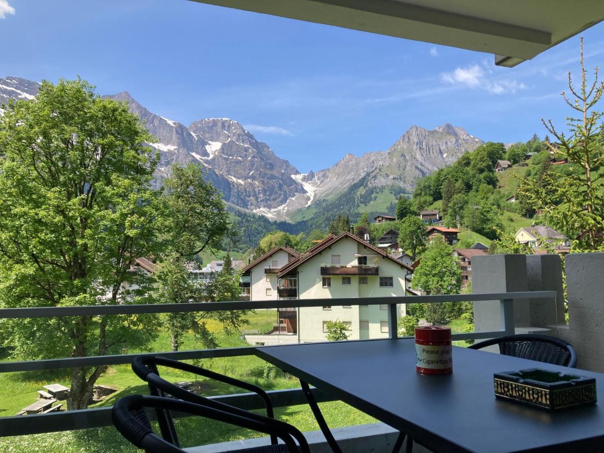 Spirit Apartments - Balkon - Bergsicht - Parkplatz Engelberg Kültér fotó